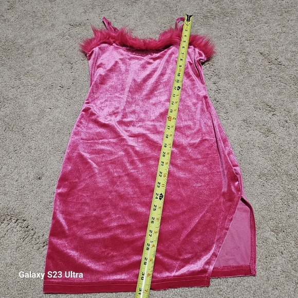 Fuzzy trim pink mini dress - Picture 7 of 9